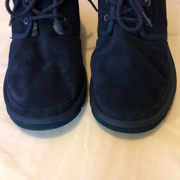 UGG Men’s Neumel Suede Chukka Boots - Picture 11 of 16